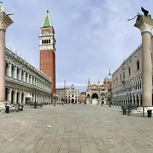 Apartment Vivaldi, Venice