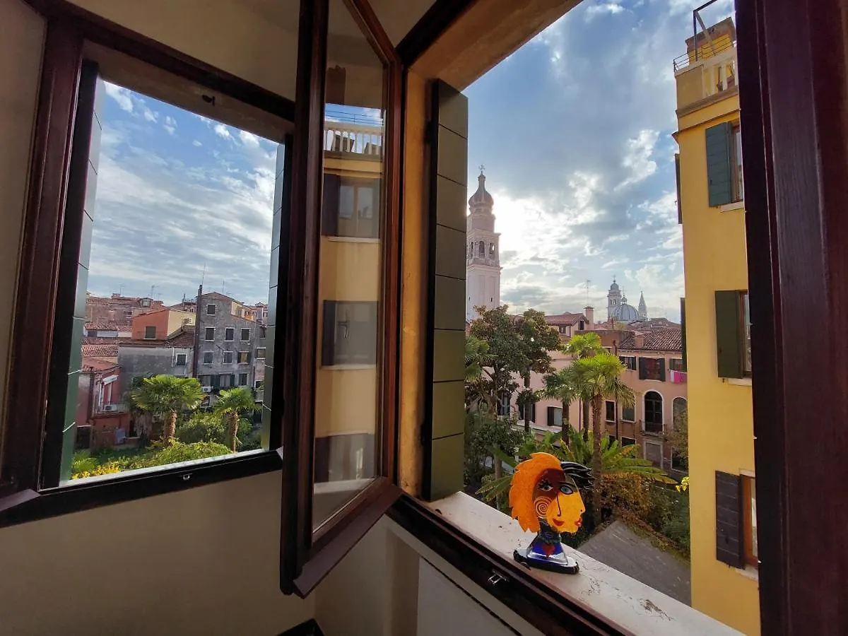 Apartment Residenza Donini In Venice Suite 2